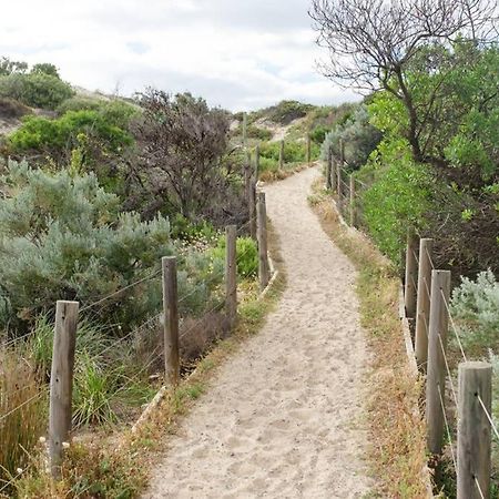 Bird In Hand Cottage, Port Noarlunga Bagian luar foto
